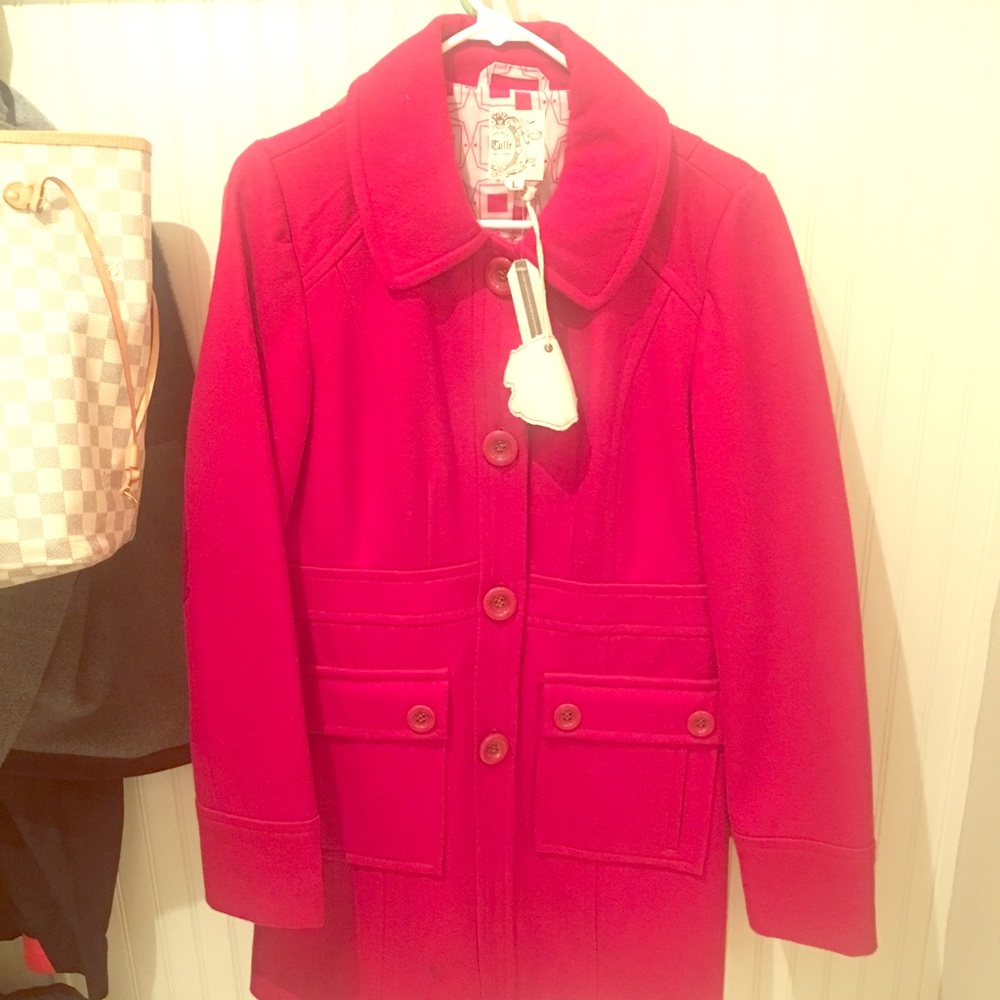 Tulle red military/pea coat large.